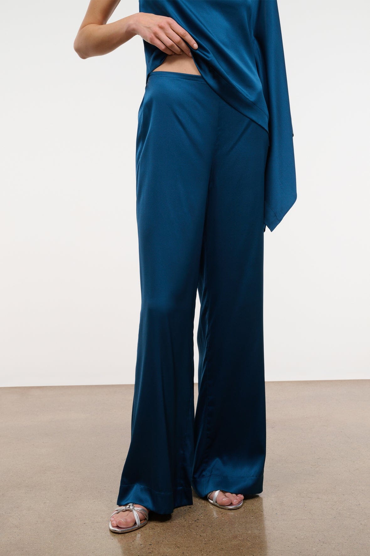 STAUD | Stroll Silk Pant Harbor