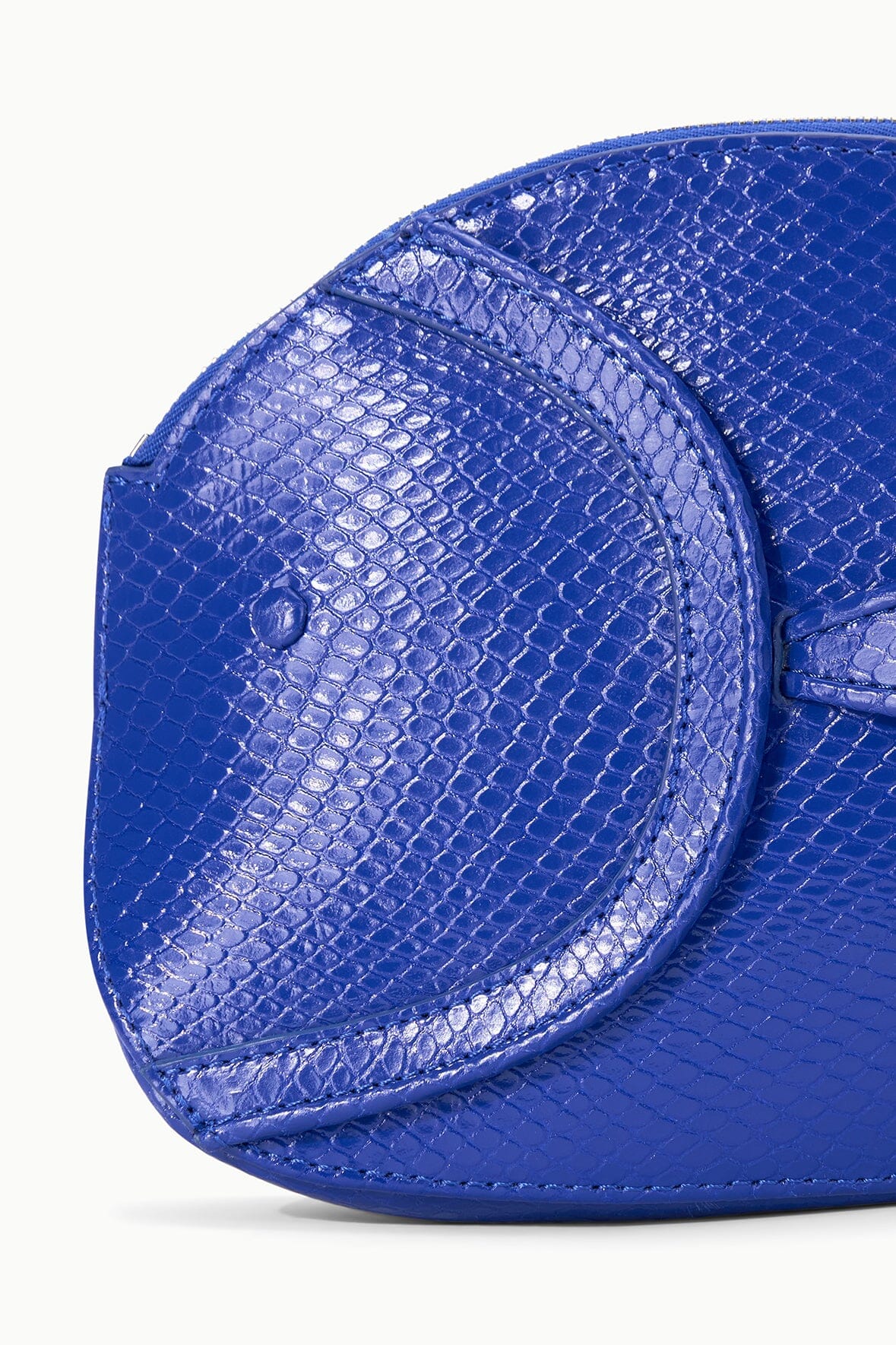 STAUD | Pesce Clutch - Cobalt Blue Fish-Shaped Handbag