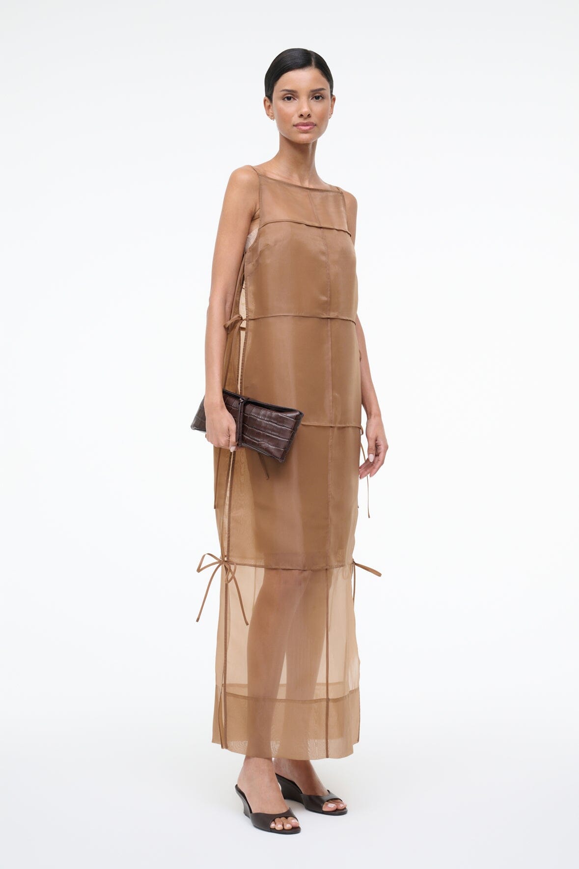 STAUD | Eve Clutch Espresso Croco