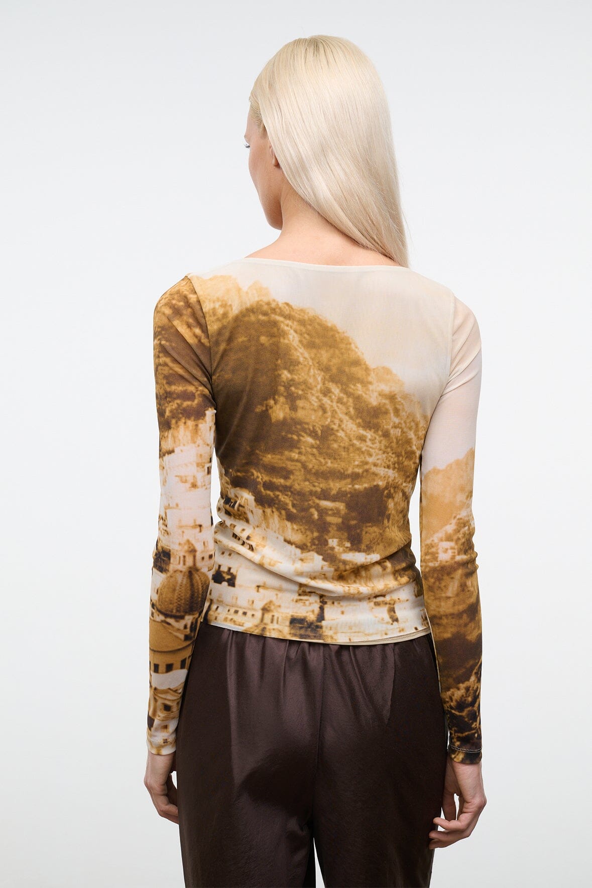 STAUD | Avani Top Cliffside