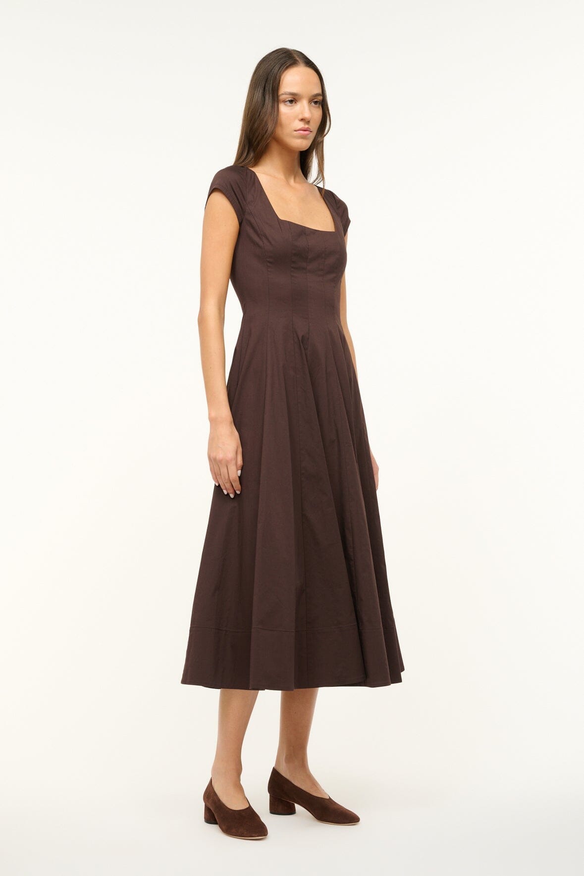 STAUD | Su26 Short Sleeve Wells Dress Earth